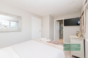 Photo 27- click for photo gallery